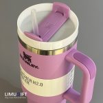 ماگ نِی‌دار استنلی Stanley Quencher صورتیِ یاسی 40oz- کد 0356 - Image 2