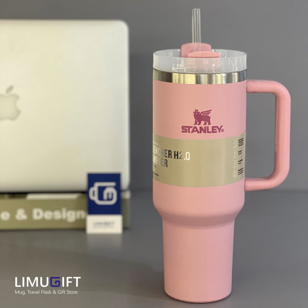 تامبلر استنلی اروپا صورتی مونوکروم تراول ماگ استنلی Stanley Quencher مدل تامبلر رنگ صورتی روشن 40oz- کد 0393 - Image 1