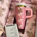 ماگ استنلی مینی طرح پاپیون صورتی 14oz جعبه کادویی (Stanley) کد 0556 - تصویر 3