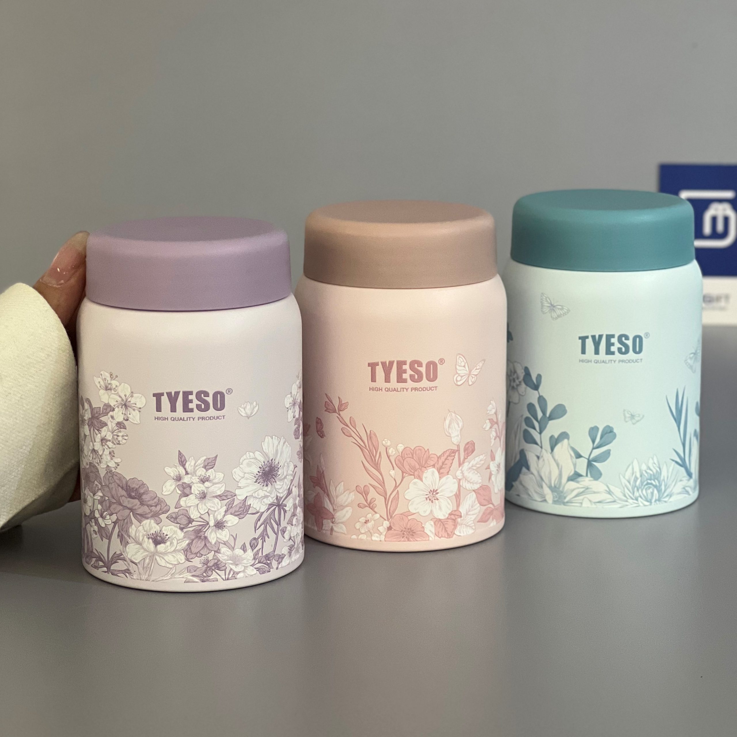 مینی تراول ماگ تایسو گلدار 280 میل مینی تراول ماگ تایسو گلدار 280 میل نیو کالکشن (Tyeso) کد 0570 - تصویر 1